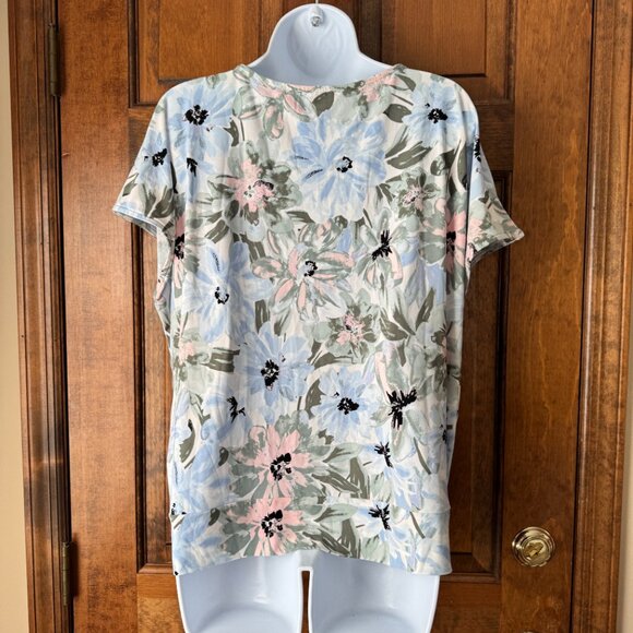 Anne Klein Blue w/Peach & Green Scattered Flowers Pullover Top  Large - Picture 9 of 12